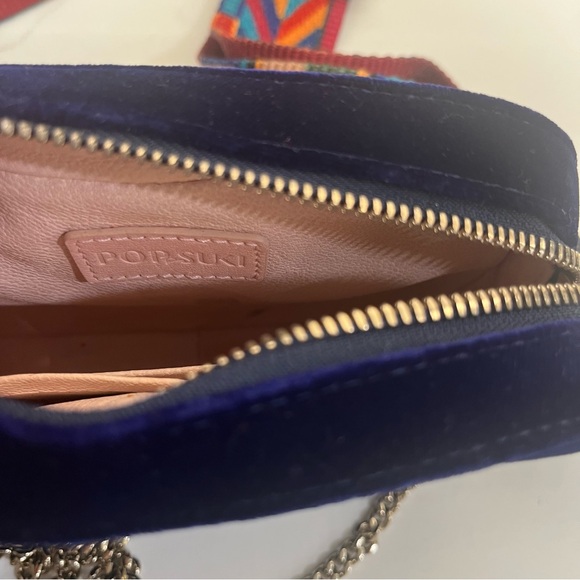 POPSUKI Velvet Crossbody Bag - Picture 14 of 16